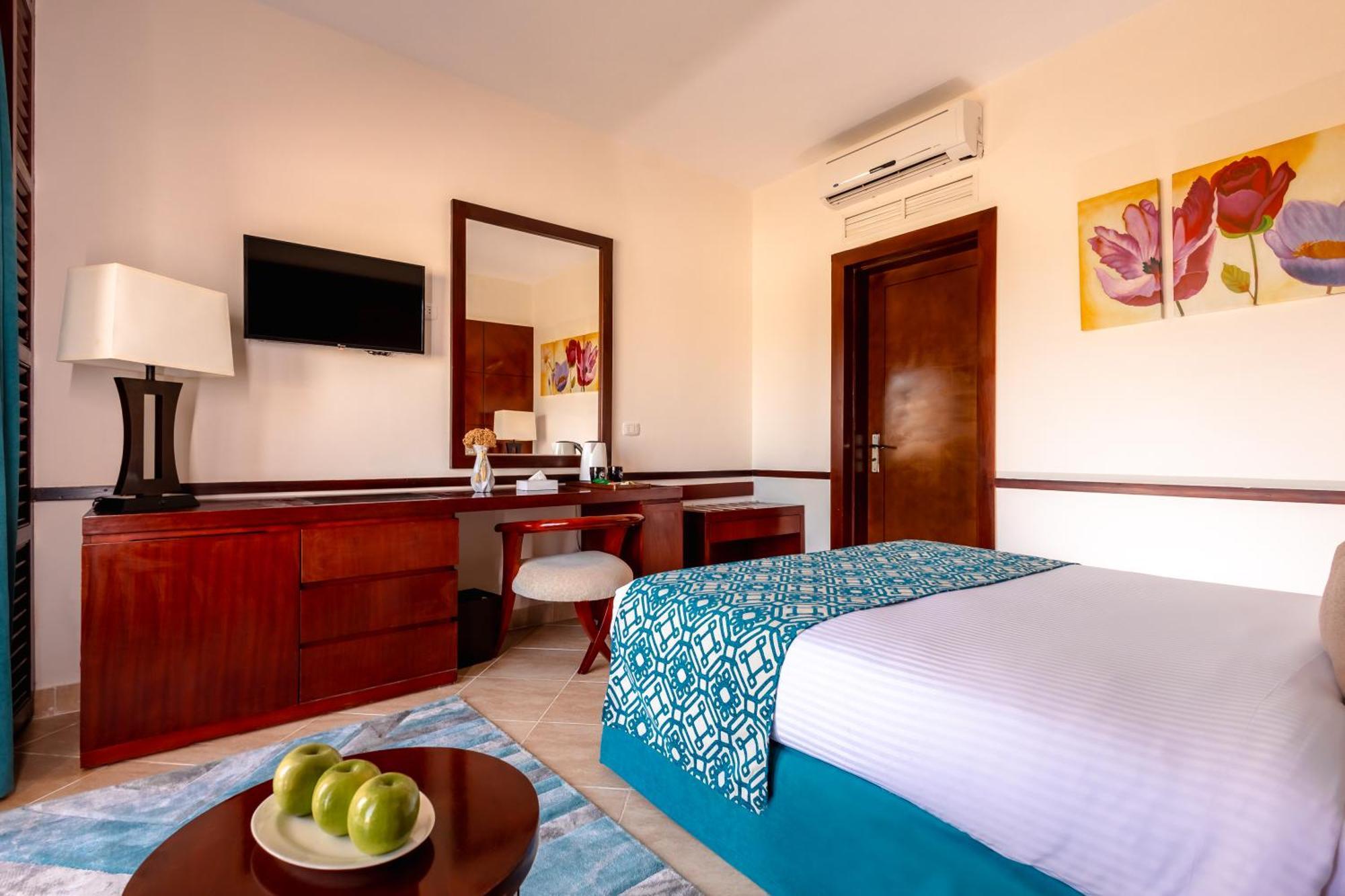 Grand Waha Resort Mersa Matruh Exterior photo