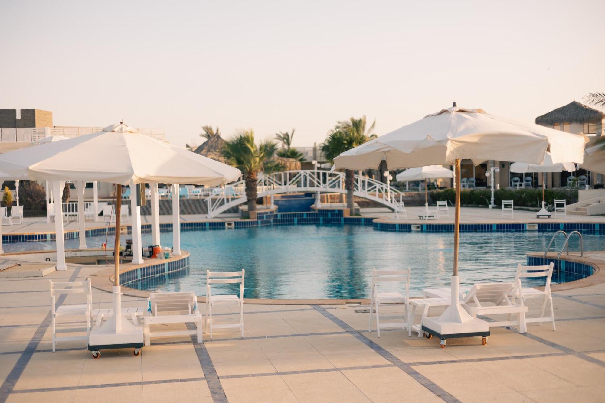 Grand Waha Resort Mersa Matruh Exterior photo